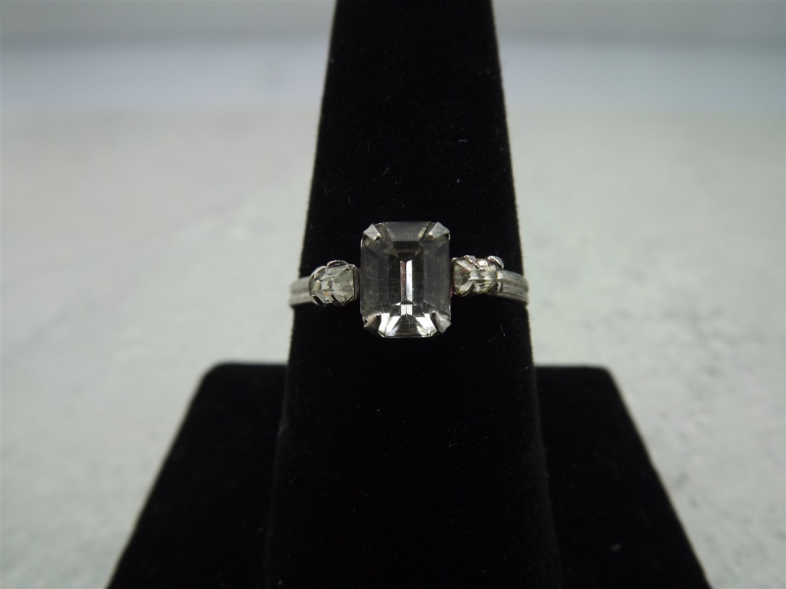 57 1488.jpg Vintage Sterling Silver Brilliant Stone Ring – Solid 925 Adjustable Silver Ring with Clear Stone, 2 Grams