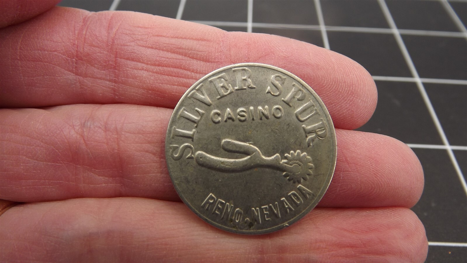 57 1589.jpg Silver Spur Casino Reno Nevada Token Medal – Casino Gaming Collectible Coin, Reno & Nevada Memorabilia