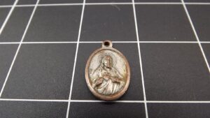 Vintage Jesus Christ Religious Medal Charm – Silver Tone Christian Medallion Pendant for Necklace or Bracelet