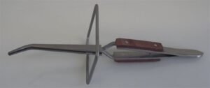 Cross Action Tweezers 6-3/4″ Bent Tip with Fiber Grip and Stand – Jewelers Soldering Third Hand Tweezer
