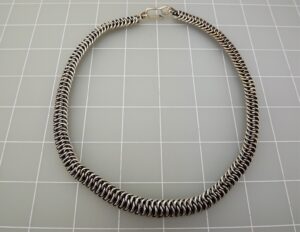 Heavy Sterling Silver Cobra Link Choker Necklace – 18″ Thick Neck Chain with Fish Hook Clasp, 93.2 Grams