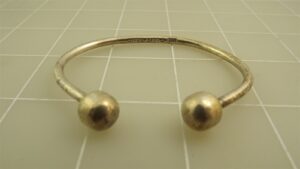 Mexico Sterling Silver 925 Bangle Cuff Bracelet – Adjustable Cuff Style, 2.5″ Inner Width, 14.4 Grams