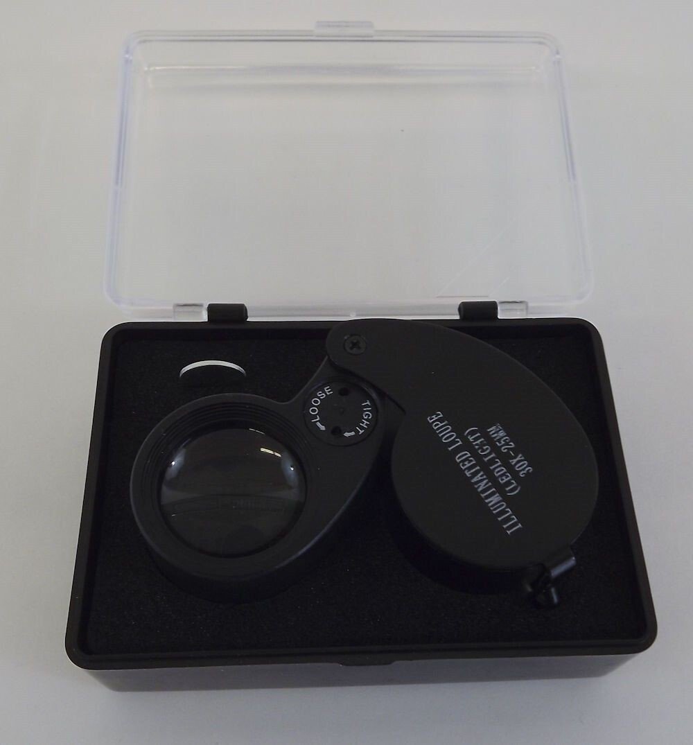 57 2433.jpg 30X LED Illuminated Jewelers Loupe Black – 25mm Glass Lens Lighted Magnifier with Metal Folding Case