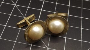 Vintage Mid-Century Men’s Cufflinks Pair – Retro 1950s–1970s Toggle Back Formal Shirt Cuff Links