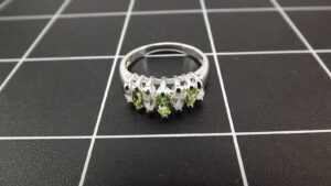 Sterling Silver 925 Green Peridot and Clear Stone Marquise Ring – Size 6.75 Cocktail Ring, 3.2 Grams