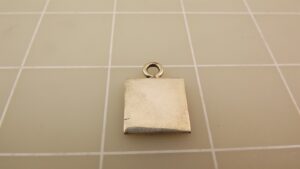 Sterling Silver Flat Shiny Engravable Charm Pendant – Blank Personalize Tag Charm, 4.3 Grams