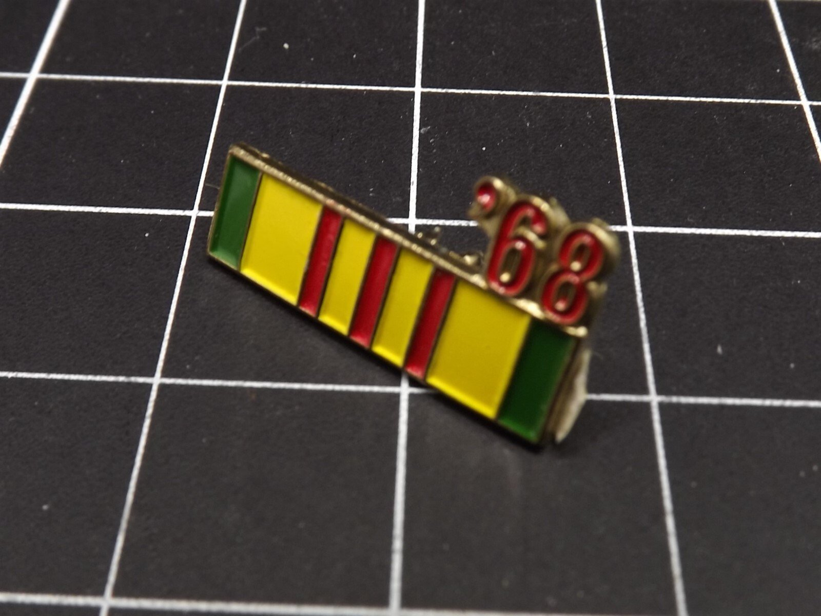 57 2841.jpg Vietnam Veteran 1968 Lapel Pin – US Military Vietnam War Vet Hat Pin, Collectible Veteran Gift