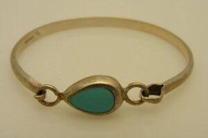 Sterling Silver 925 Turquoise Inlay Bracelet – Hinged Southwestern Style Silver Bracelet, 15.5 Grams