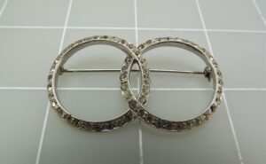 Vintage 925 Sterling Silver Entwined Circle Brooch with 58 Clear Stones – 7.1 Grams, Estate Jewelry Pin