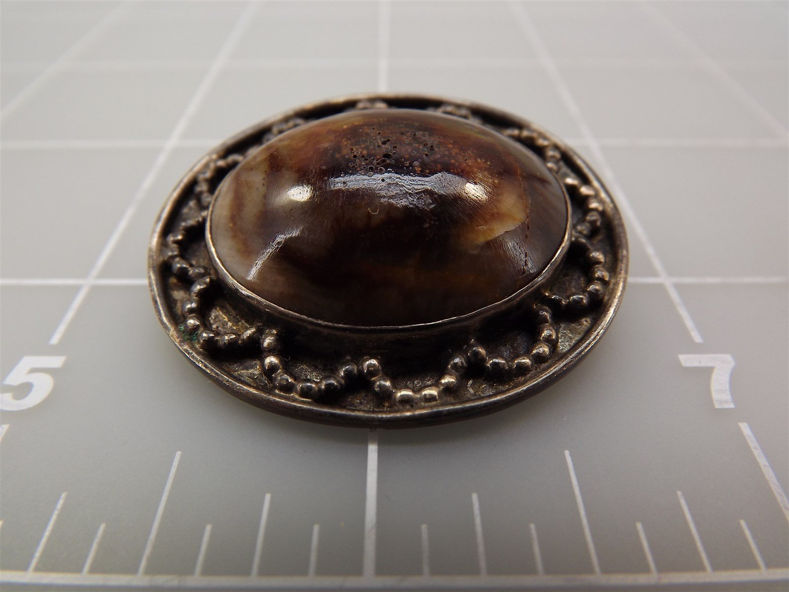 57 3317.jpg Silver Tone Brooch Pin with Oval Brown Quartz Stone 1-5/8″ – Smoky Brown Stone Costume Pin, 17.0 Grams
