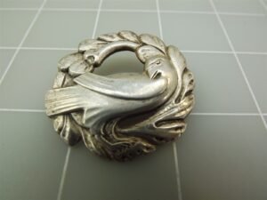 Vintage Sterling Silver Partridge Bird in Wreath Brooch Pin – Quail Dove Pin, 1 5/8″, 11.9 g