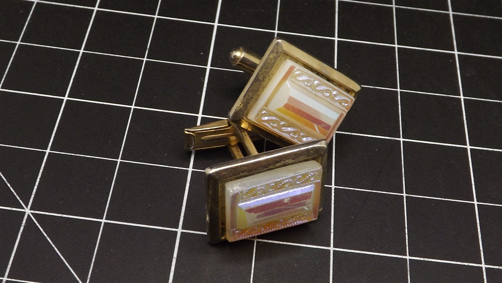 57 356.jpg Retro Vintage Cufflinks for Men – Mid-Century 1950s–1970s Modernist Design Pair, Toggle Back Closure