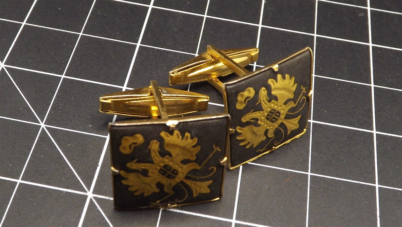 57 393.jpg Vintage Modernist Cufflinks for Men – Mid-Century 1950s–1970s Era Pair with Toggle Backs, Estate Find