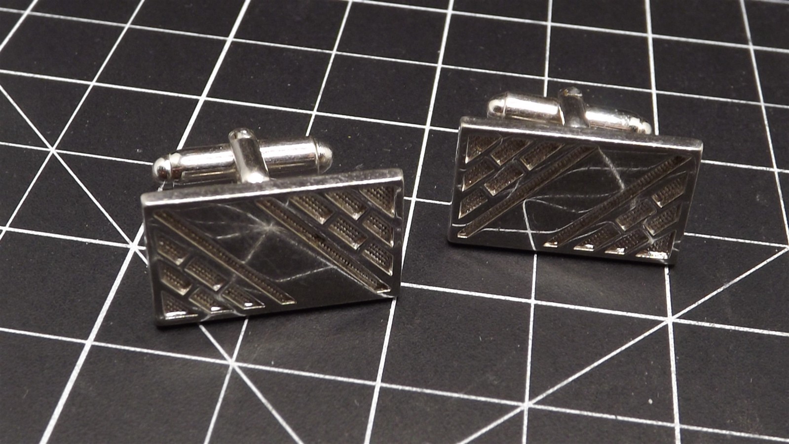 57 451.jpg Estate Vintage Cufflinks Pair – Mid-Century Men’s Retro Modernist Cuff Links, Toggle Back Fastening