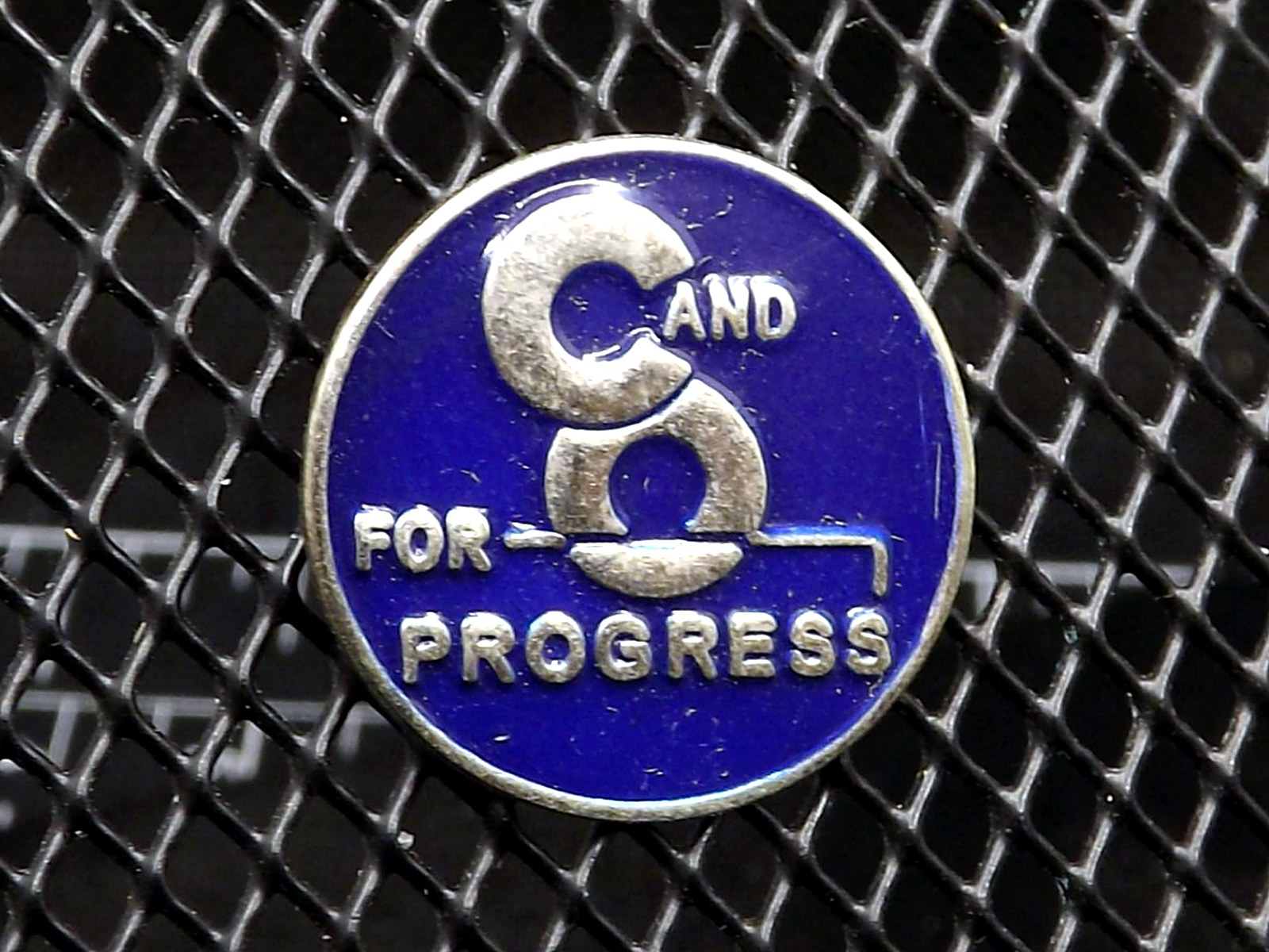 chesapeake ohio railroad lapel pin 411311 e2 chesapeake ohio railroad lapel pin 411311 e2