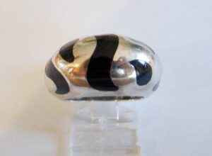 s l1600 10284.jpg