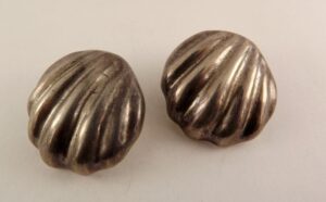 s l1600 10294.jpg