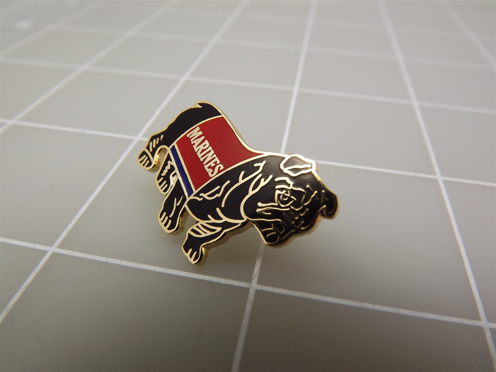 s l1600 10490.jpg U.S. Marines Bulldog Lapel Pin – Enamel USMC Devil Dog Hat Pin – view 2