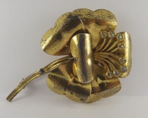 s l1600 10537.jpg