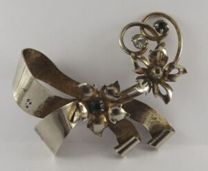 s l1600 10538.jpg