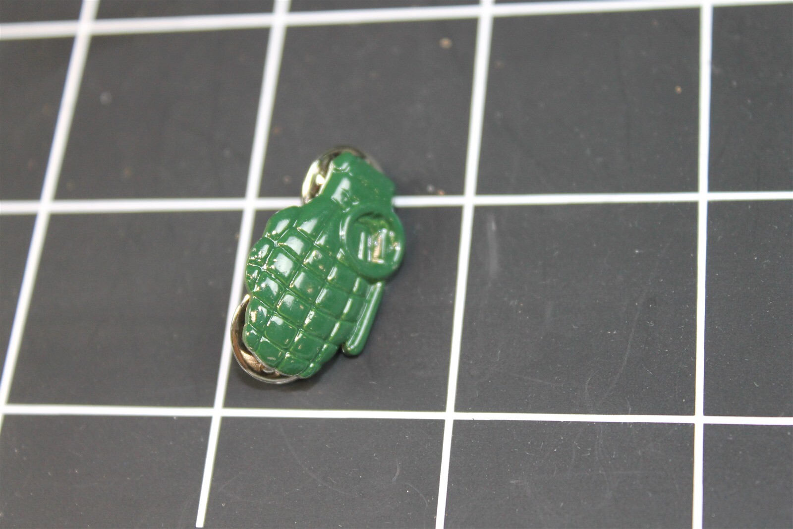 s l1600 11929.jpg Green Enamel Pineapple Grenade Lapel Pin