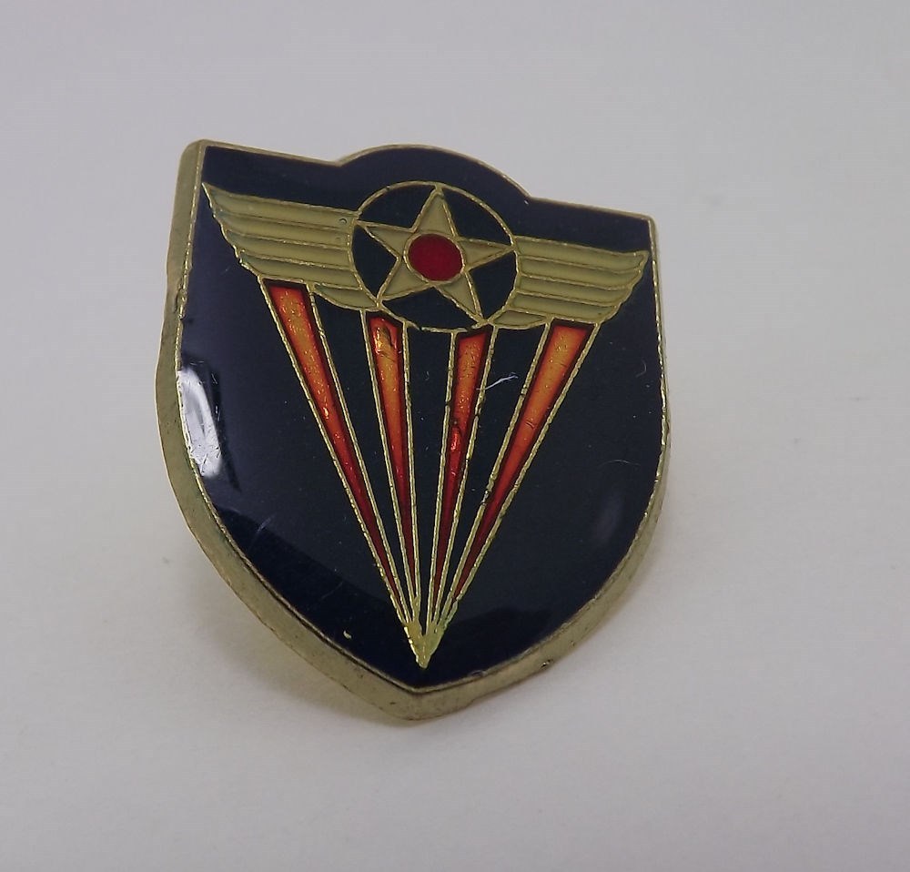 s l1600 12555.jpg Air Force Star Enamel Lapel Pin (Style B)