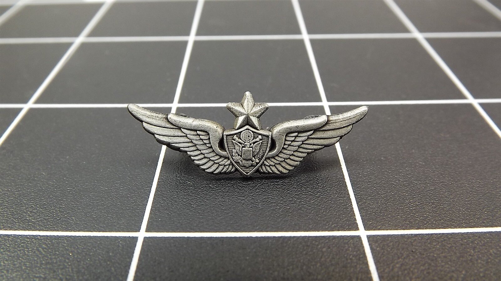 s l1600 1680.jpg U.S. Army Senior Aircrew Wings Lapel Pin – Pewter Wings with Star Army Aviation Hat Pin