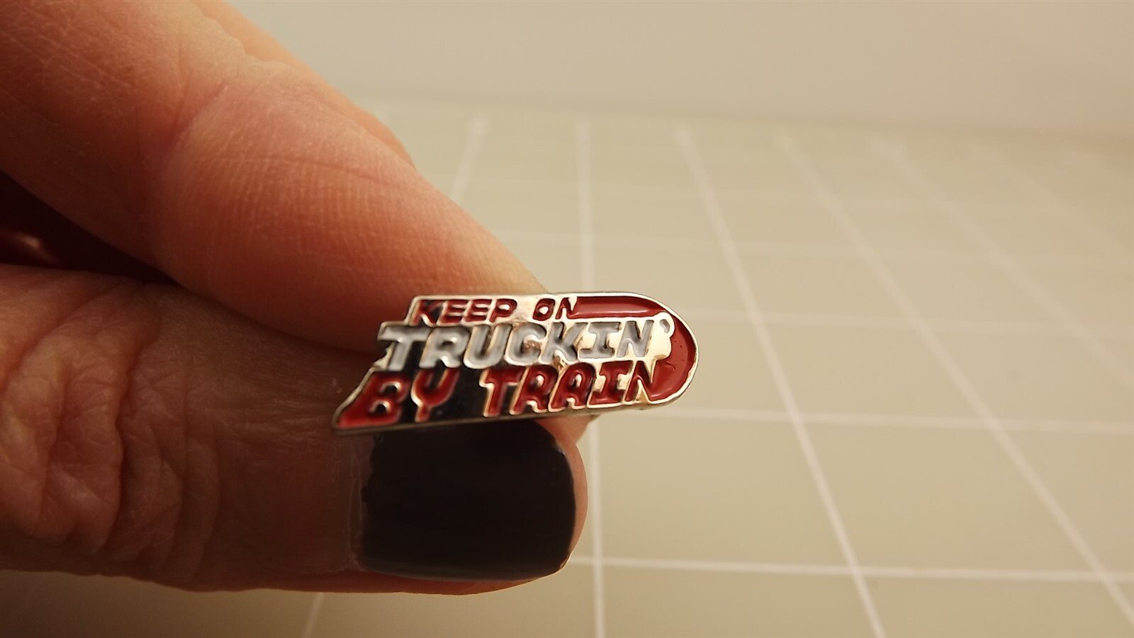 s l1600 1752.jpg "Keep On Truckin' By Train" Railroad Lapel Pin – Enamel
