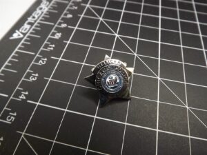 Chicago Police Officer Star Lapel Pin – 1" Silver-tone