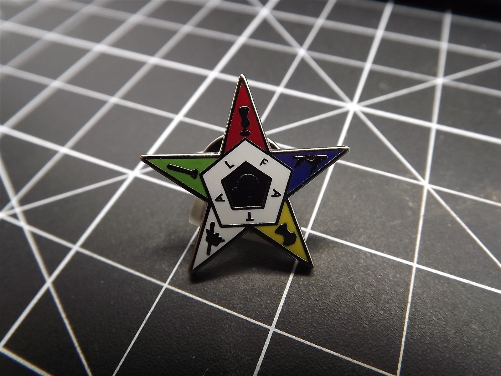 s l1600 2380.jpg Order of the Eastern Star Lapel Pin – Enamel