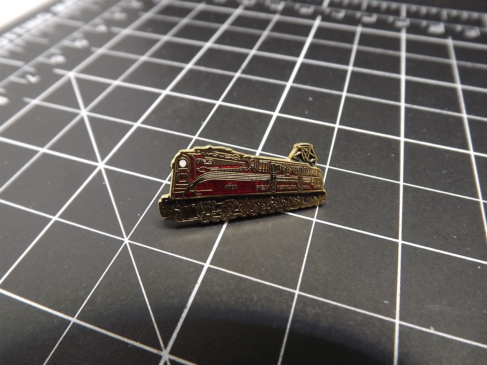 s l1600 2508.jpg Electric Locomotive Engine Lapel Pin – Enamel