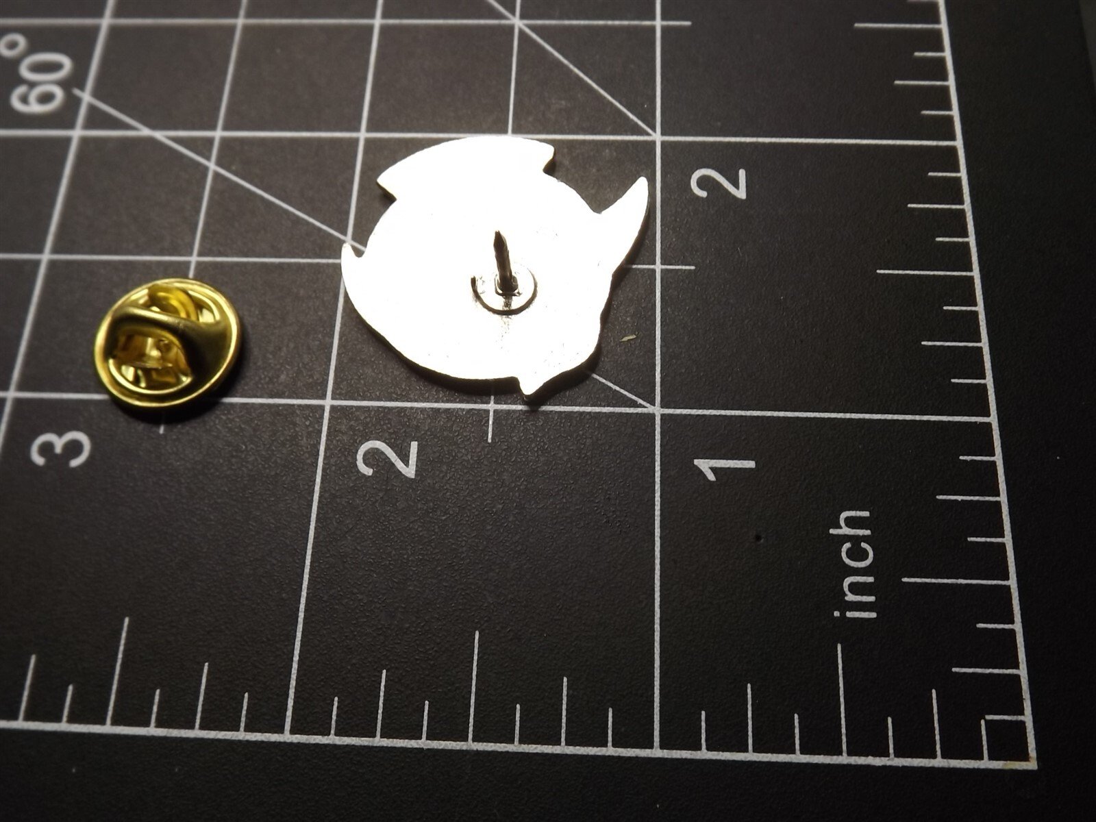 s l1600 2742.jpg U.S. Navy "Tomcat" Lapel Pin – Enamel – photo 3