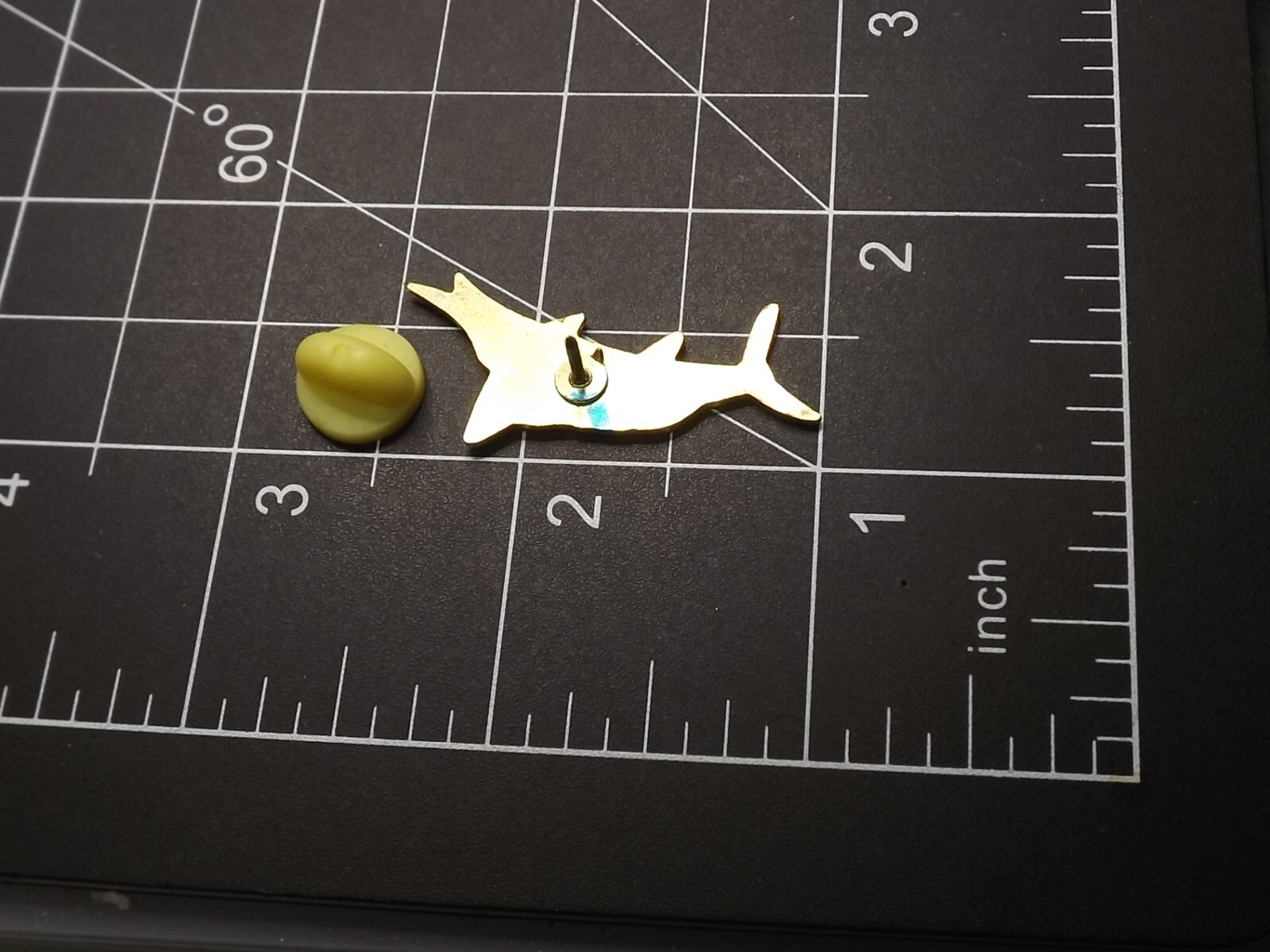 s l1600 3301.jpg Beluga Whale Lapel Pin – Enamel