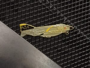 Military Aircraft Lapel Pin (Gold-tone jet with yellow trim) – Gold-tone