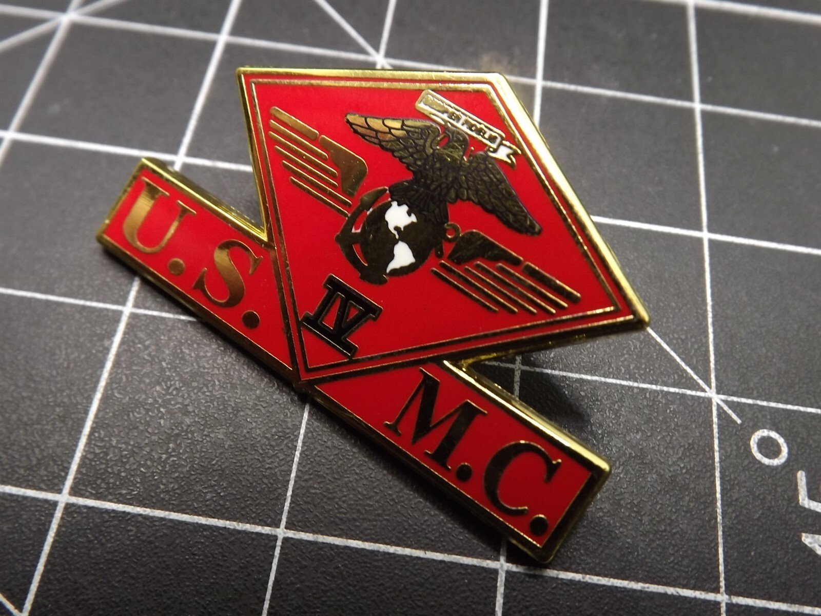 s l1600 3583.jpg USMC 4th Marine Aircraft Wing "U.S.M.C." Lapel Pin – Red Enamel 4th MAW Diamond Marine Aviation Hat Pin – view 2