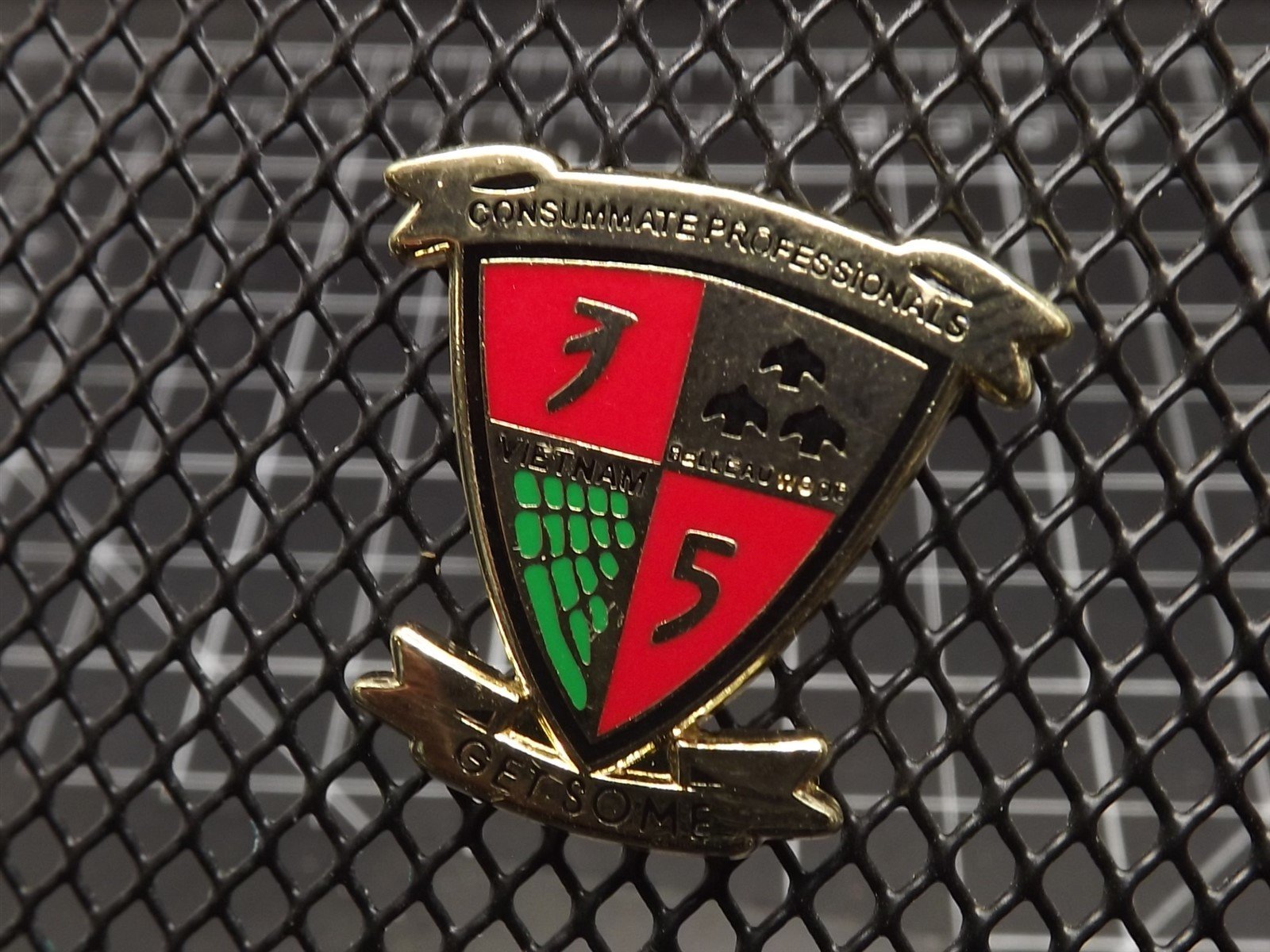 s l1600 3657.jpg USMC 3rd Battalion 5th Marines Vietnam "Get Some" Lapel Pin – Enamel 3/5 Shield Veteran Hat Pin – view 3