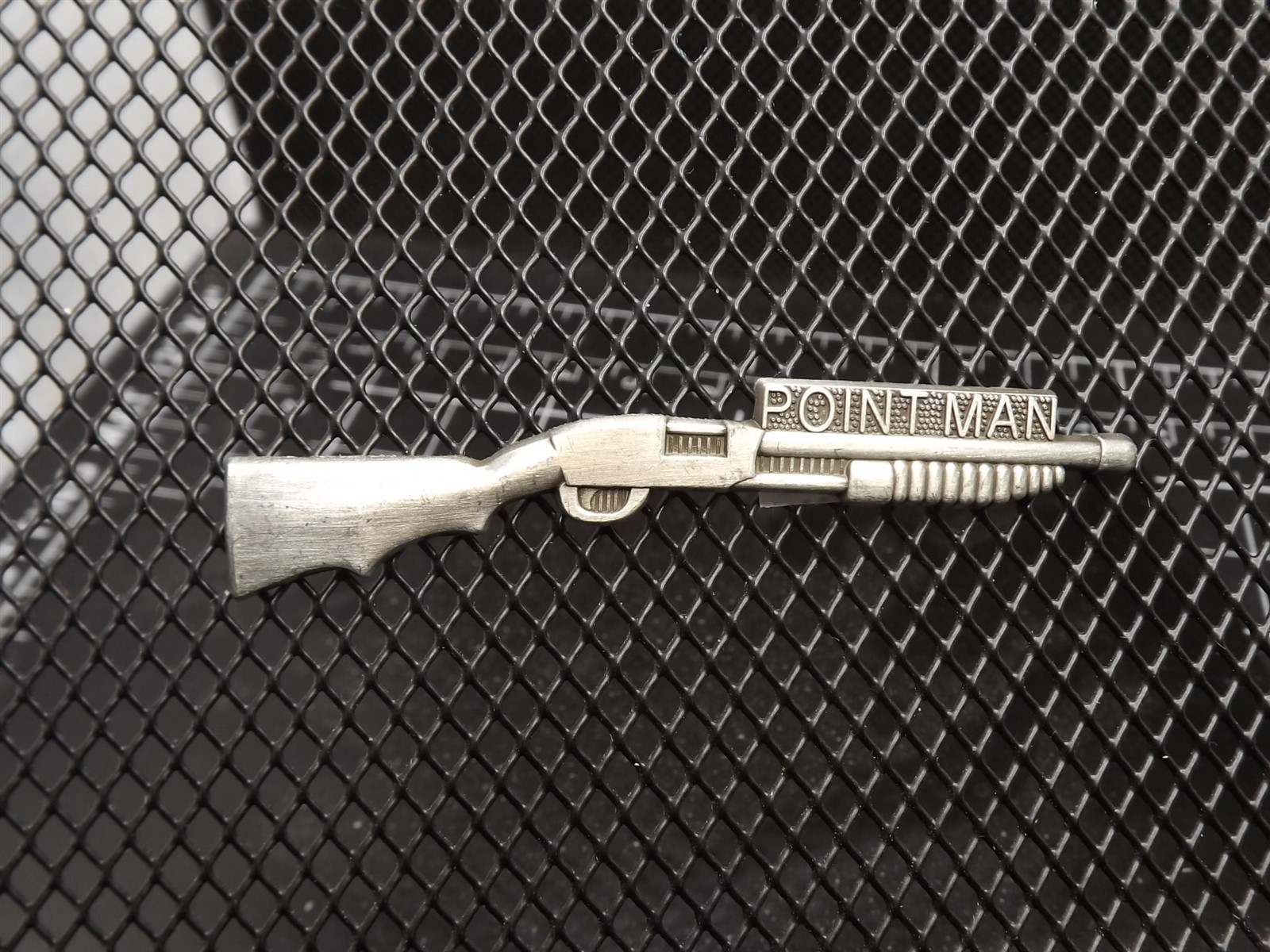 s l1600 3721.jpg "Point Man" Shotgun Lapel Pin – Pewter