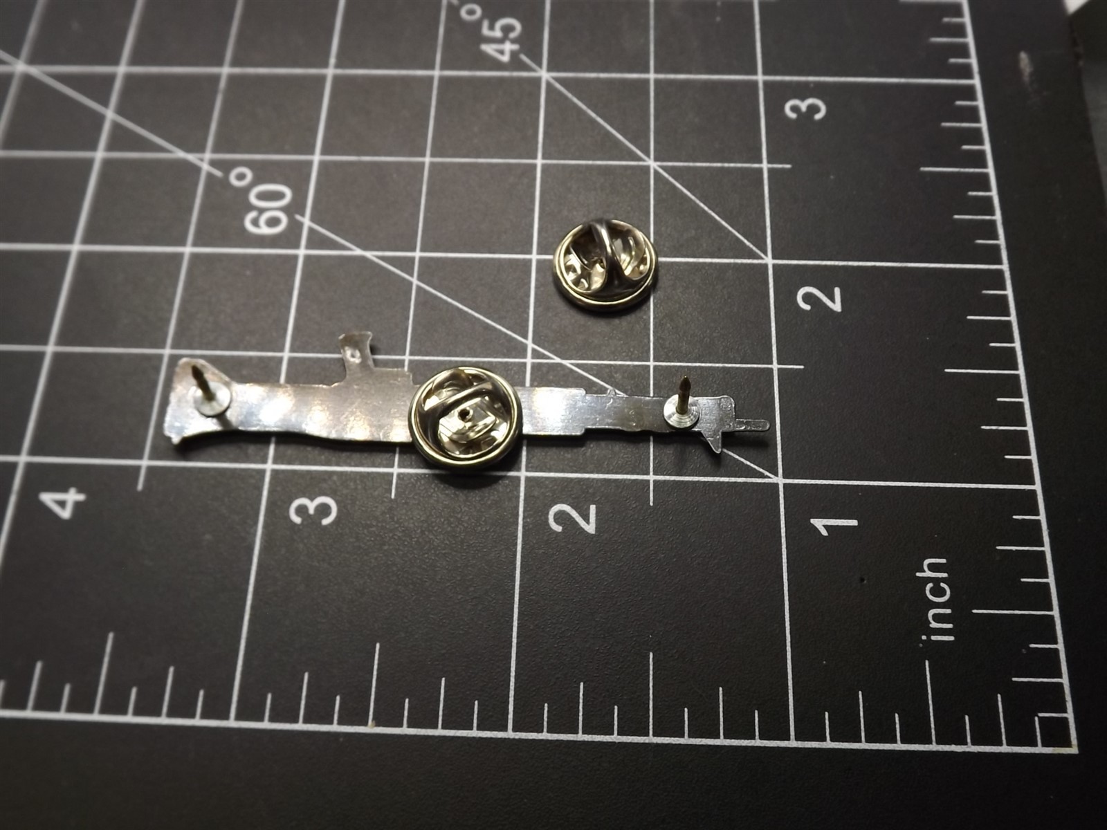 s l1600 3736.jpg M-60 Machine Gun Lapel Pin – Pewter – photo 3