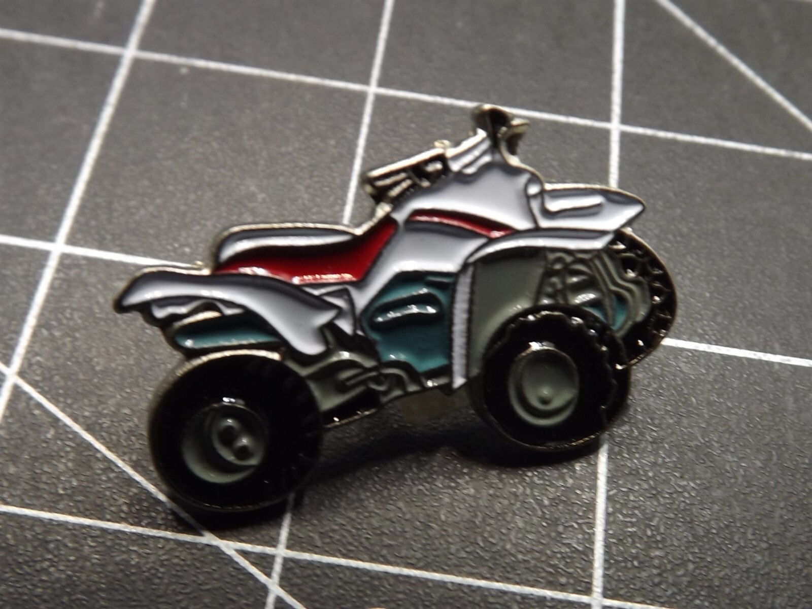 s l1600 3816.jpg ATV Four-Wheeler Lapel Pin – Enamel – photo 2