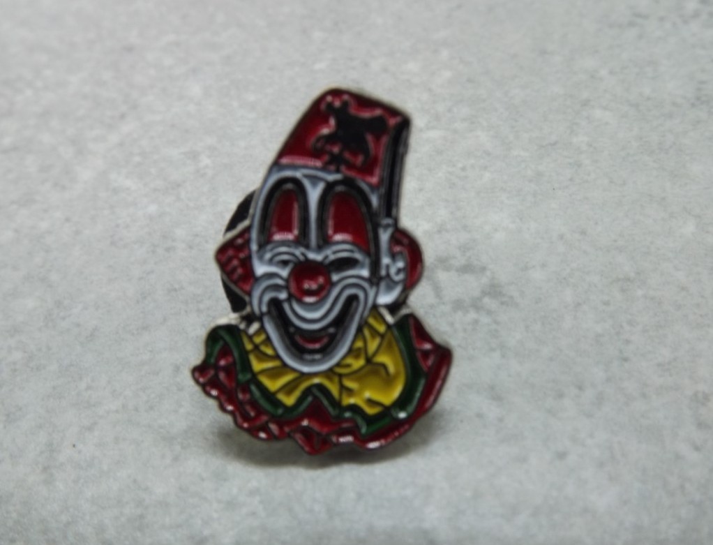 s l1600 4099.jpg Shriners Clown Lapel Pin – Enamel