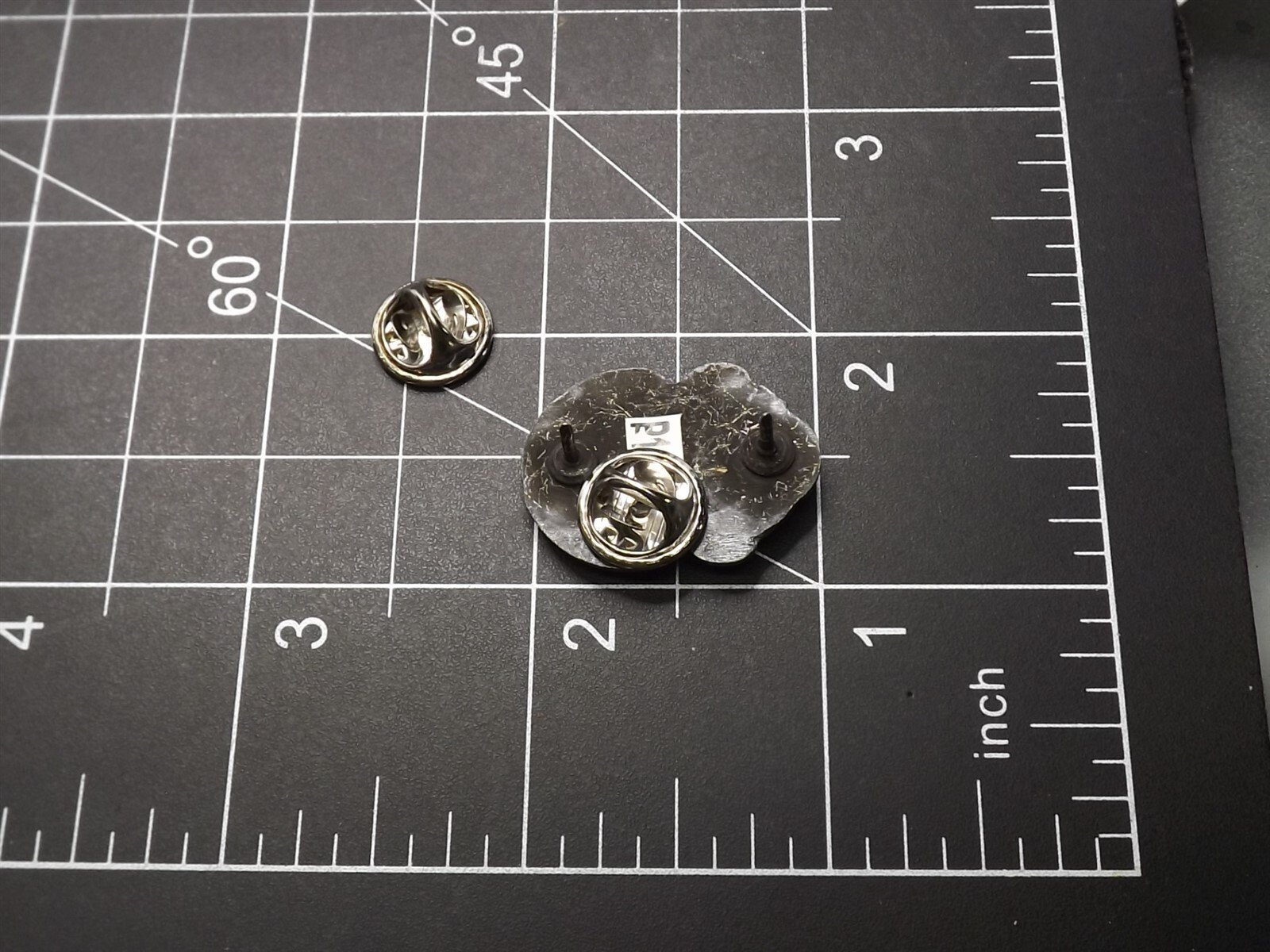 s l1600 4449.jpg U.S. Navy Salvage Diver Badge Lapel Pin – 1" Pewter – photo 3