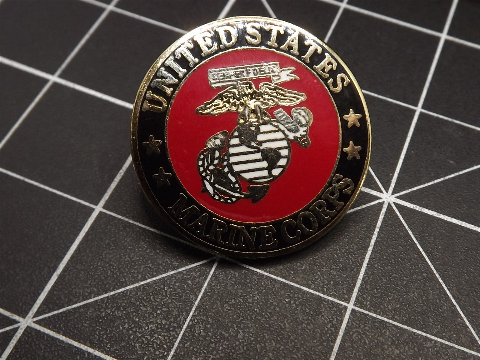 s l1600 4624.jpg United States Marine Corps "Semper Fidelis" Round Emblem Lapel Pin – 7/8" Enamel Eagle, Globe & Anchor on Red – view 2
