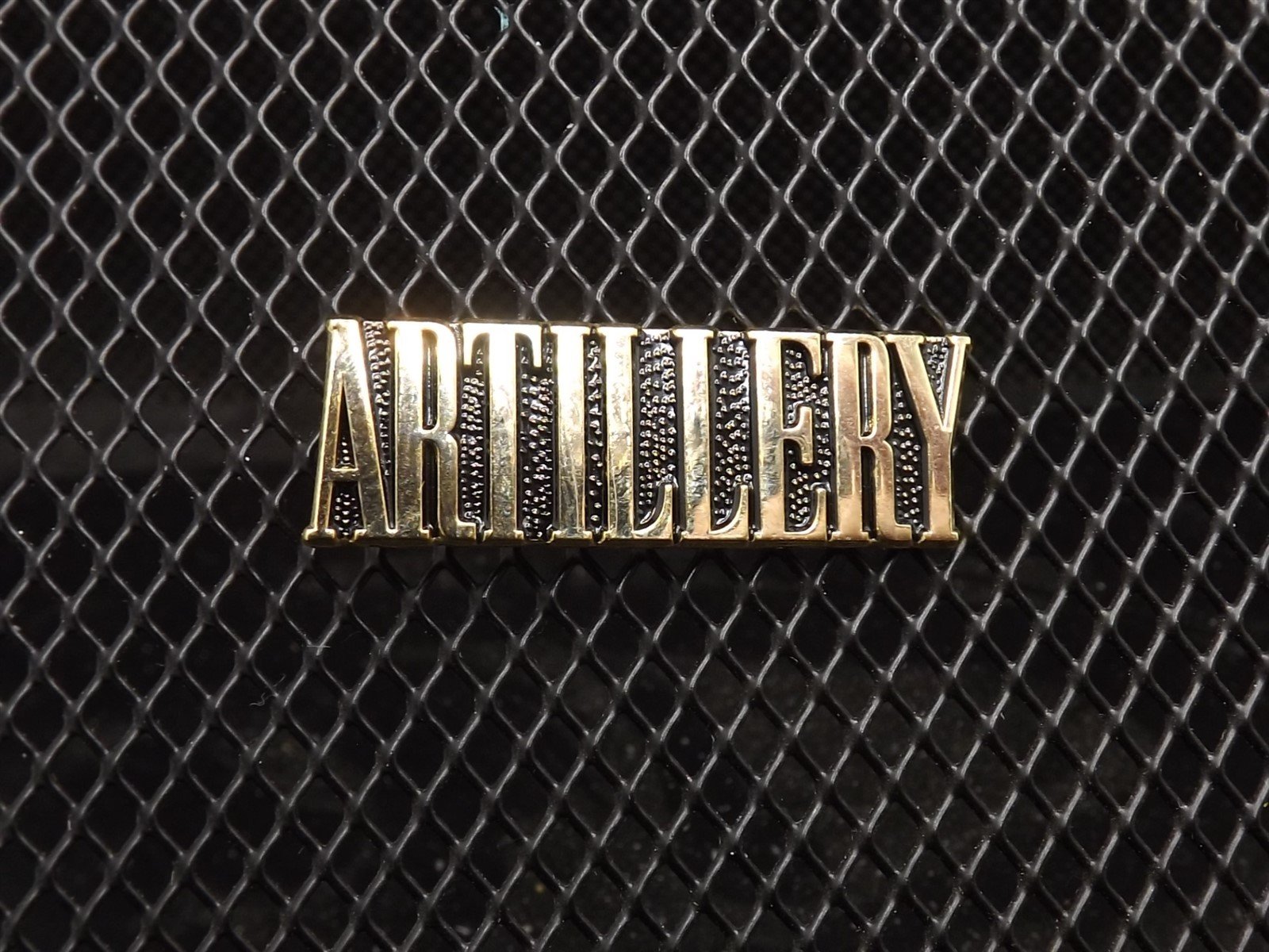 s l1600 5030.jpg Army "Artillery" Script Lapel Pin – Gold Tone
