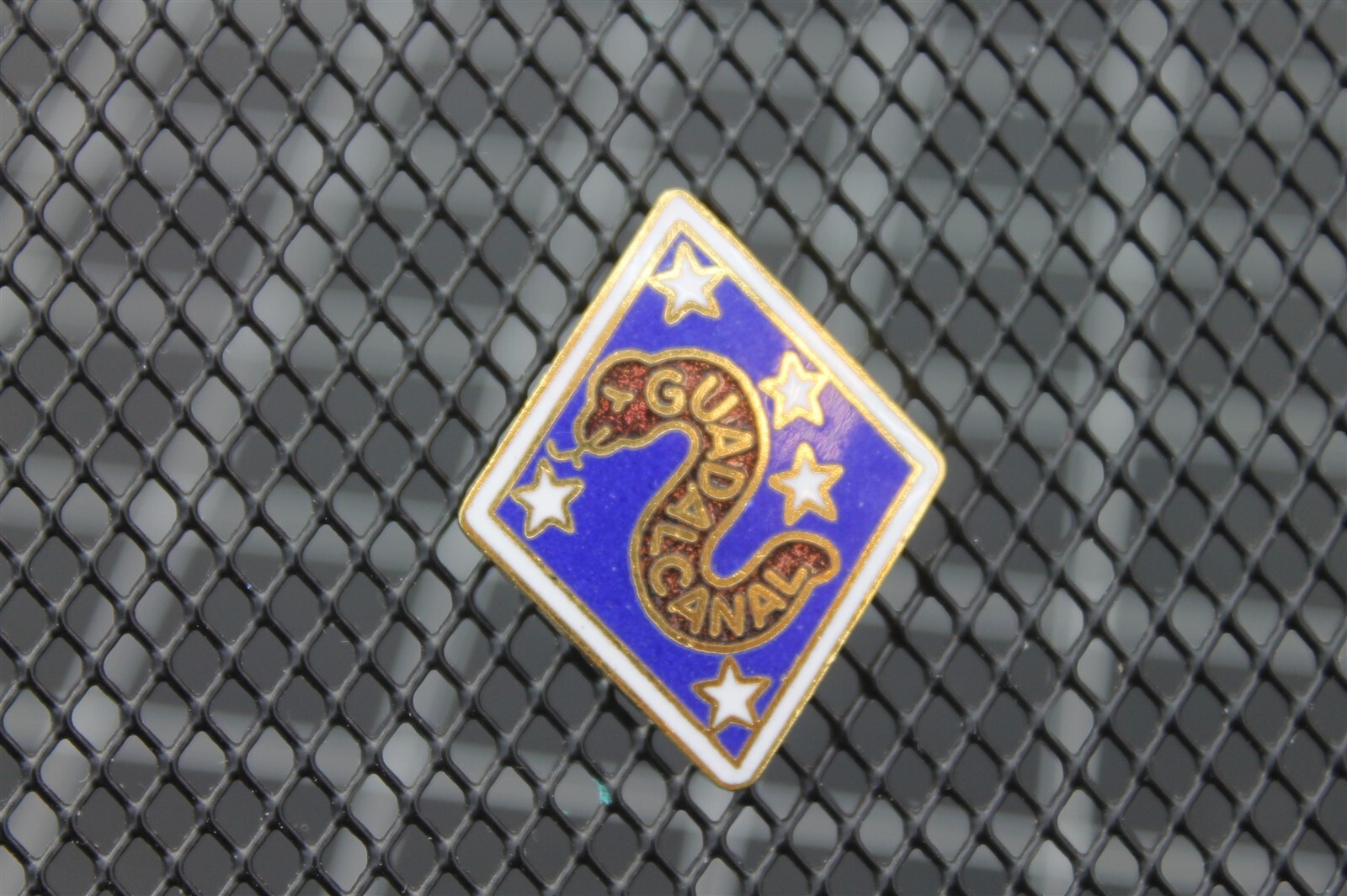 s l1600 5128.jpg USMC 1st Marine Division Old-Style "Guadalcanal" Lapel Pin – Enamel Diamond Insignia Hat Pin