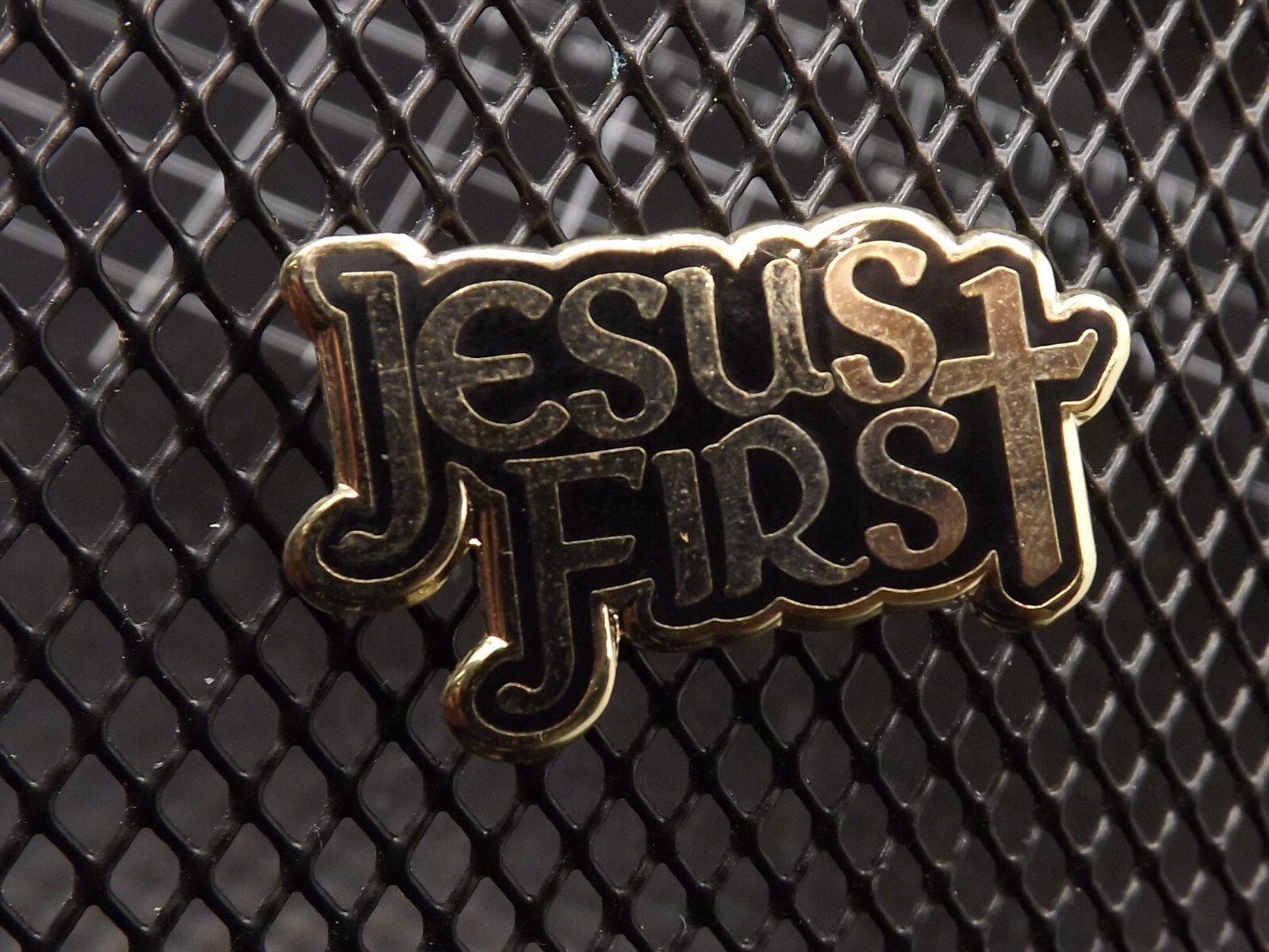 s l1600 5209.jpg "Jesus First" Lapel Pin – Enamel – photo 2