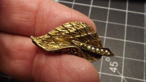Gold-Tone Leaf Lapel Pin