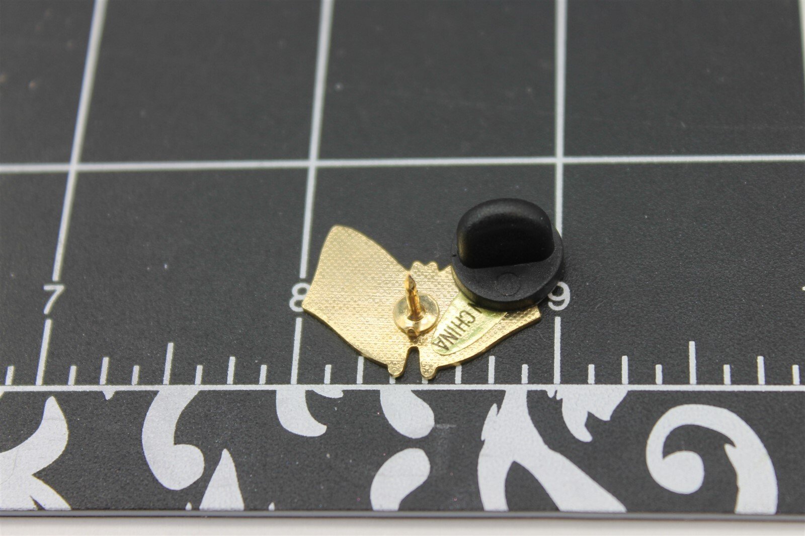 s l1600 6540.jpg USA & Italy Crossed Flags Lapel Pin – photo 3