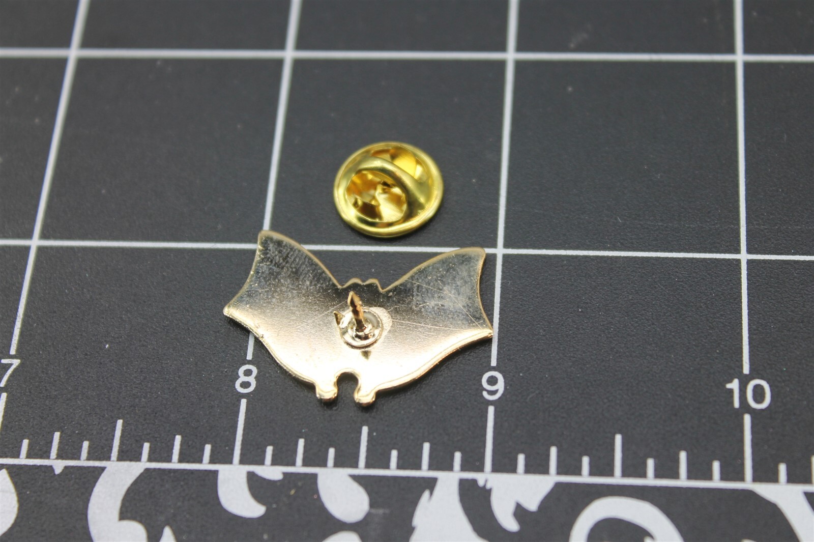 s l1600 6543.jpg USA & Peru Crossed Flags Lapel Pin – photo 3