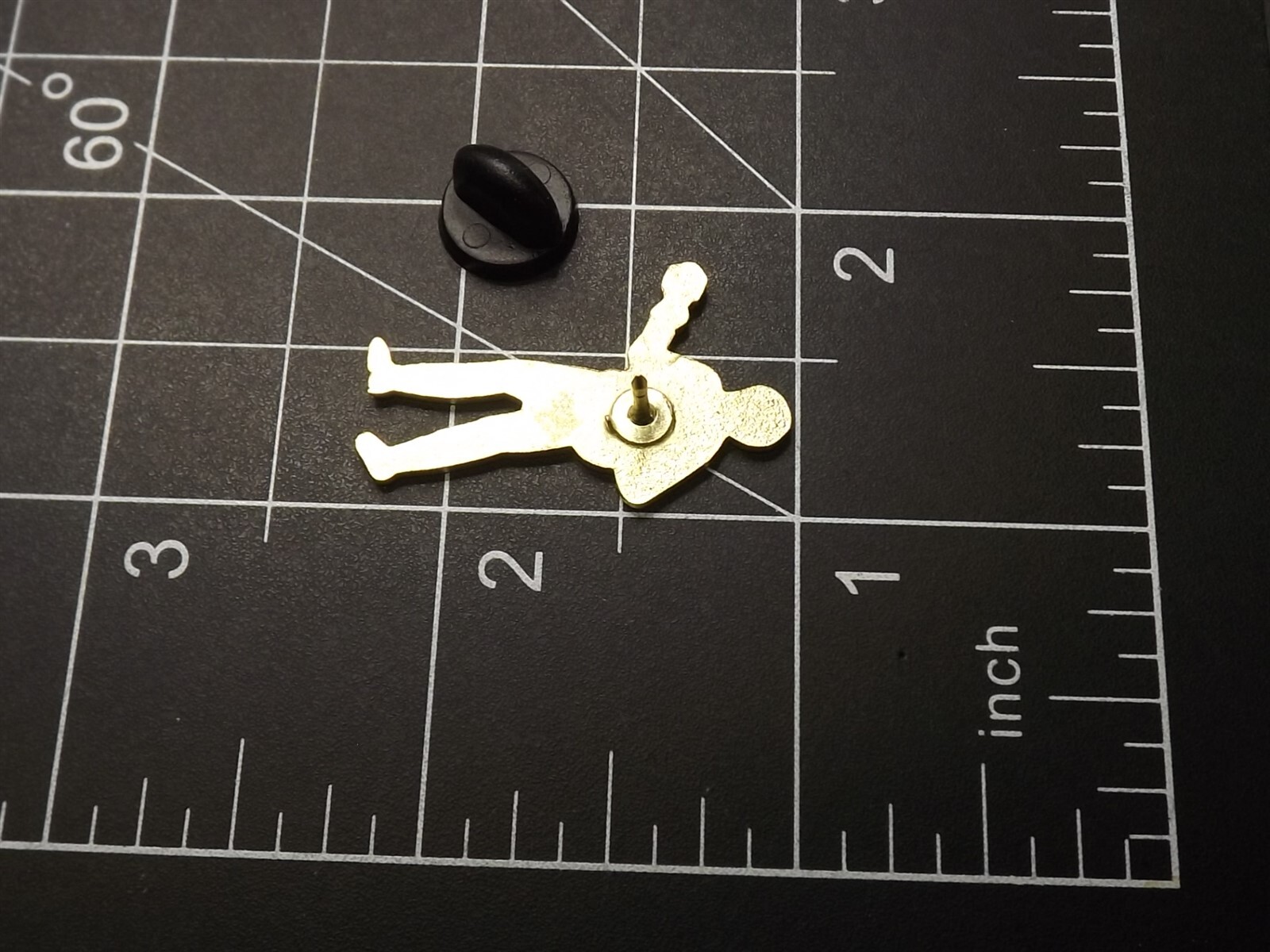 s l1600 6638.jpg Guitar Player Lapel Pin – photo 3