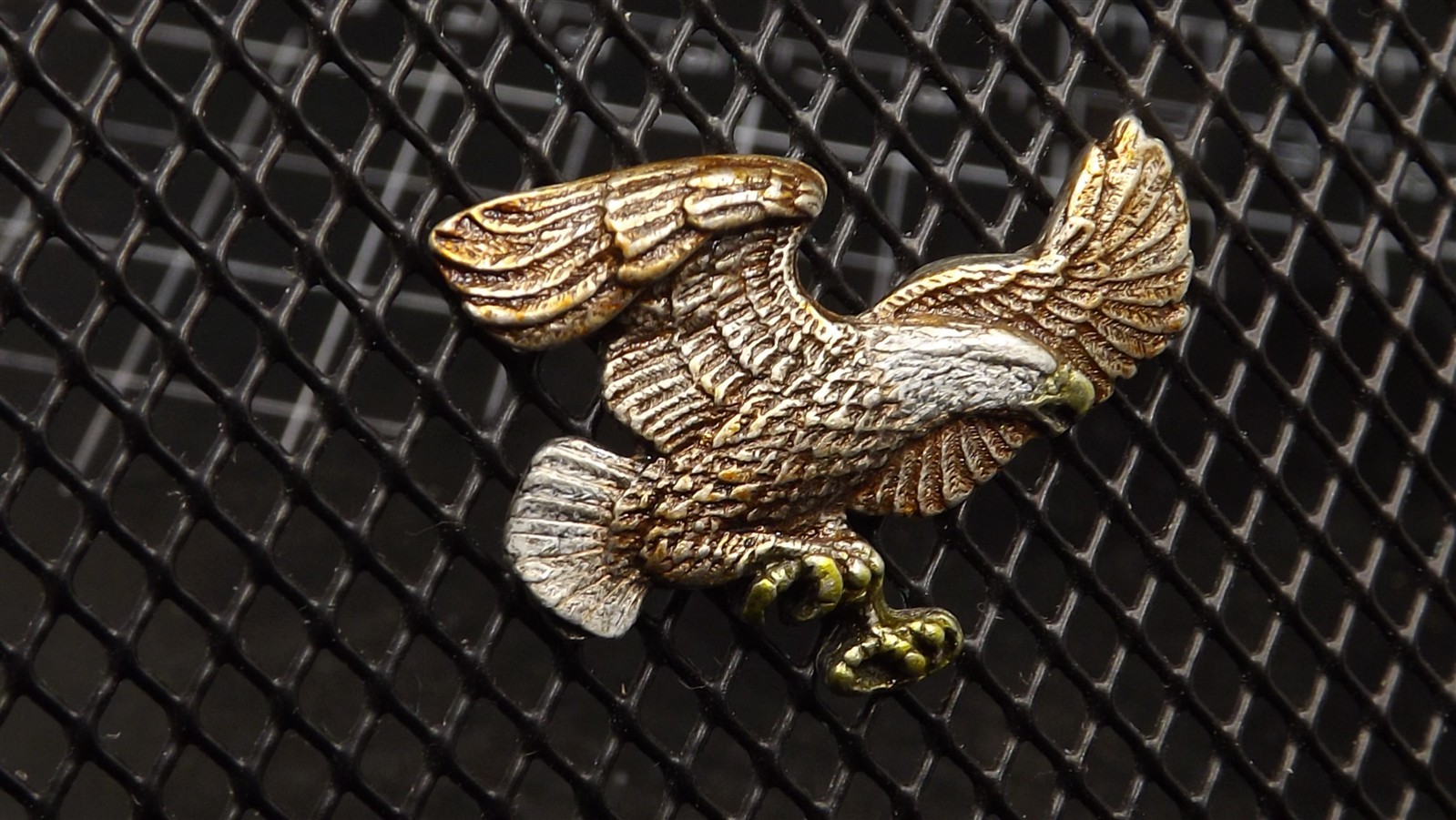 s l1600 6762.jpg American Eagle in Flight Lapel Pin – Enamel Flying Eagle Patriotic Lapel & Hat Pin for Jacket, Vest or Cap – view 3